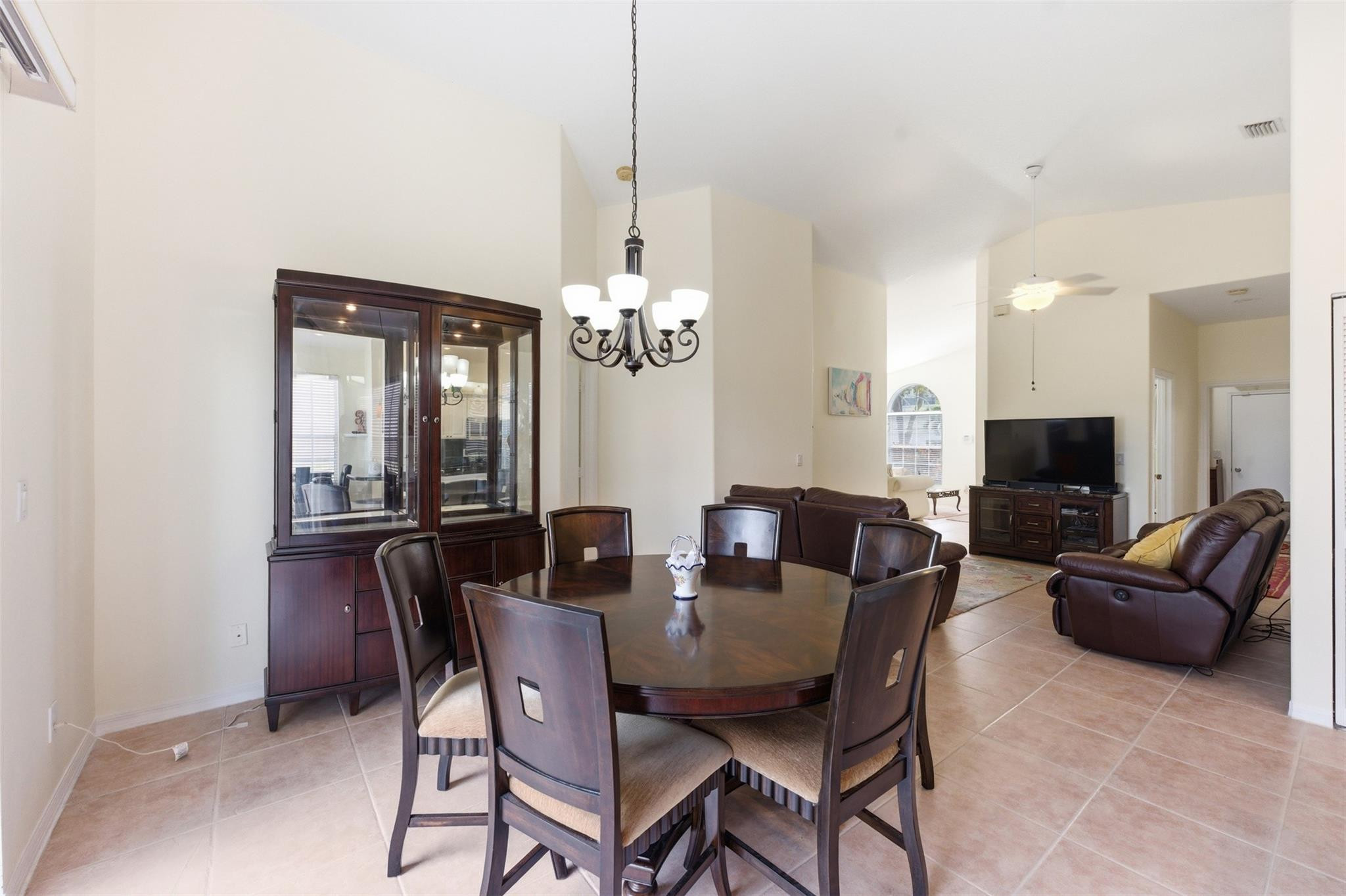 WYNDHAM LAKES NORTH - Residential