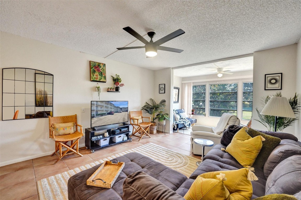 Royal Park Gardens - Residential