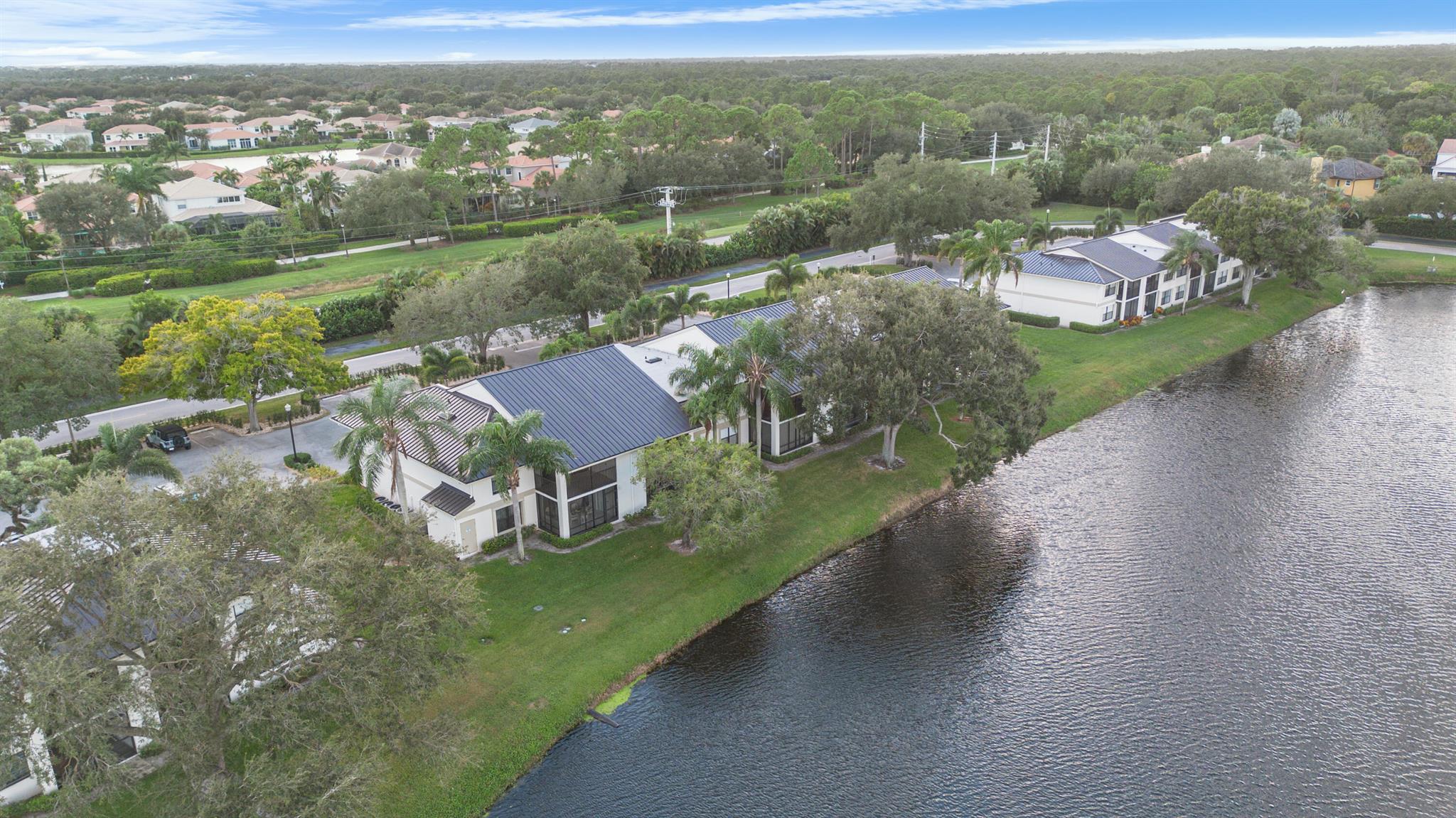 BRIARWOOD CONDO - Residential