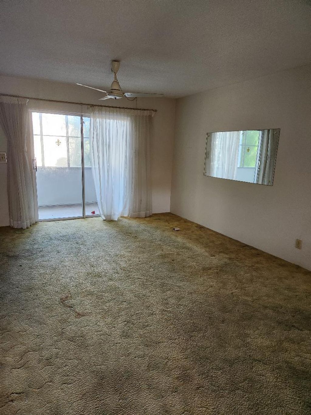 Photo of 2811 S Garden Drive #101, Palm Springs, FL 33461 (MLS # R10962270)