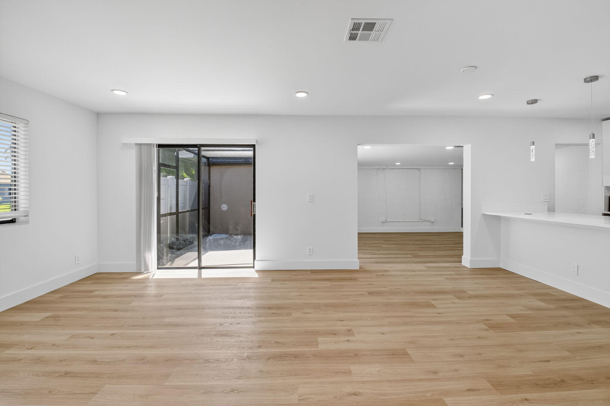 CAMELOT VILLAGE SEC 1 - Residential