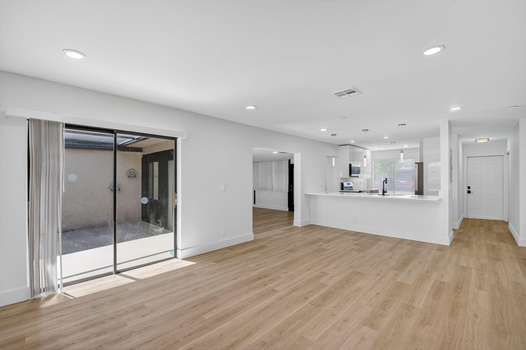 CAMELOT VILLAGE SEC 1 - Residential