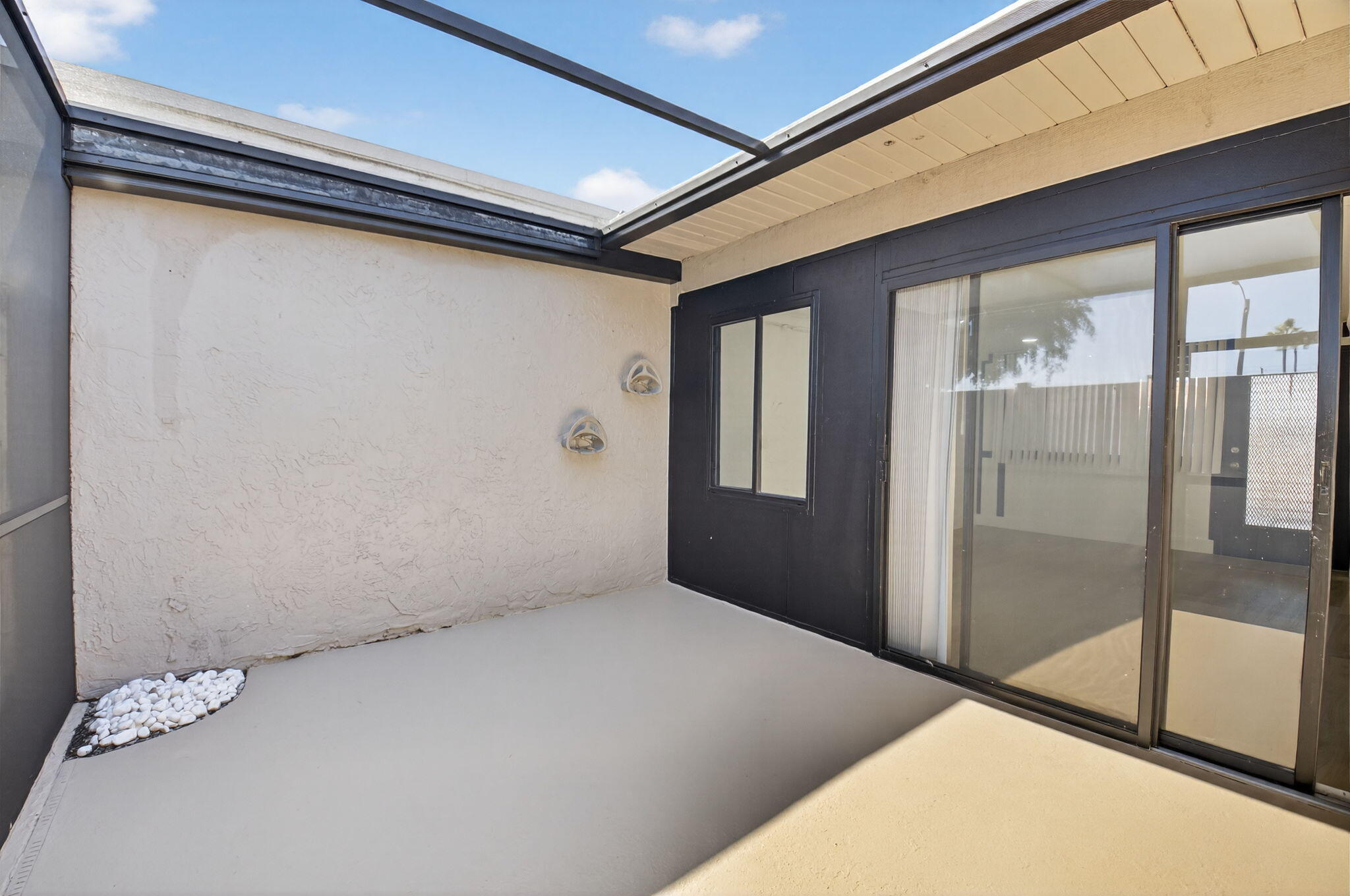 CAMELOT VILLAGE SEC 1 - Residential