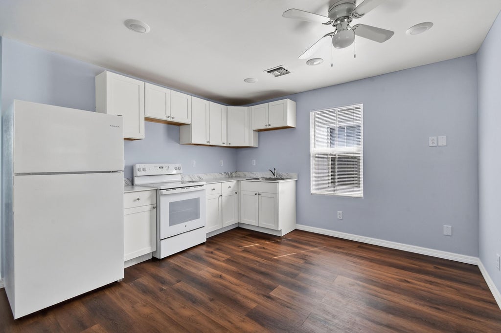Photo of 639 6th Street, West Palm Beach, FL 33401 (MLS # B26080732)