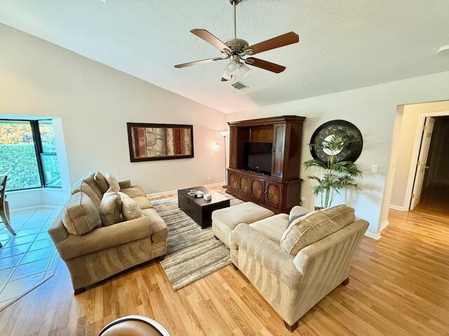GREENVIEW SHORES 2 OF WEL - Residential Lease