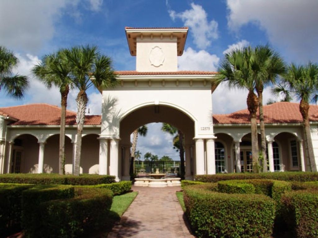 Photo of 6768 Heritage Grande #106, Boynton Beach, FL 33437 (MLS # R11146052)