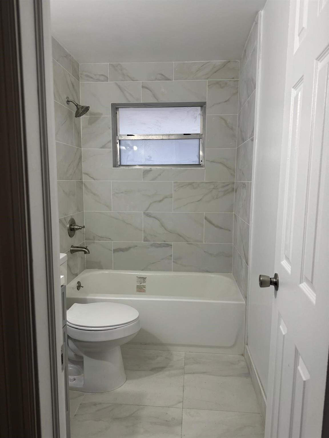 Lake Park Gardens #6 Inc - Residential Lease