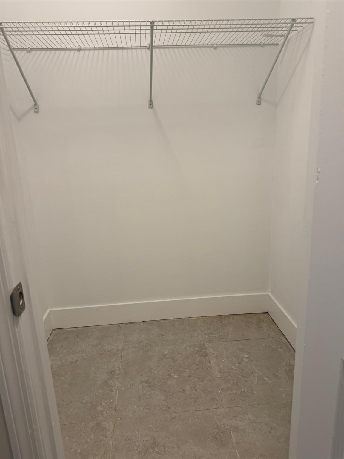 Lake Park Gardens #6 Inc - Residential Lease