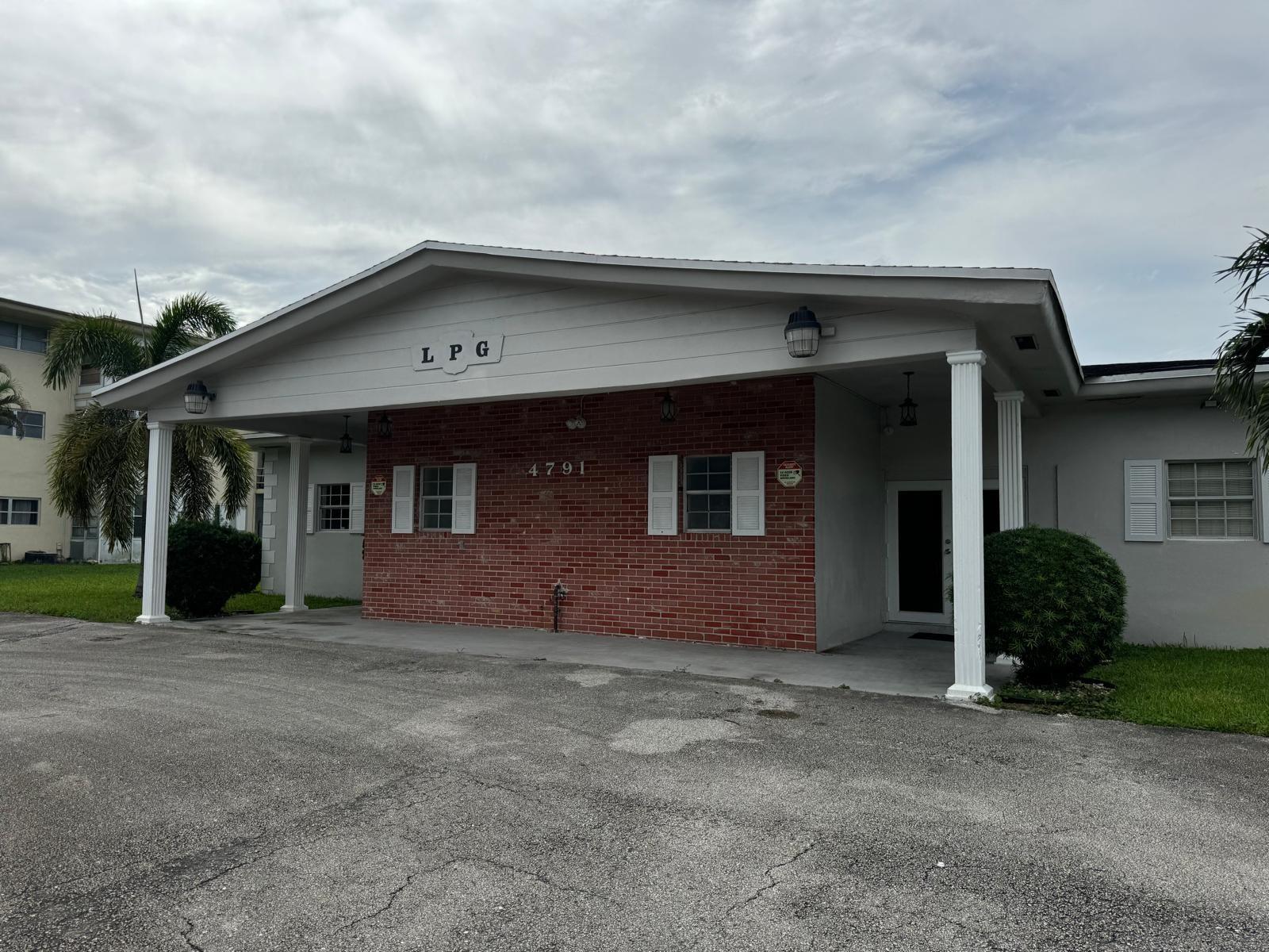 Lake Park Gardens #6 Inc - Residential Lease