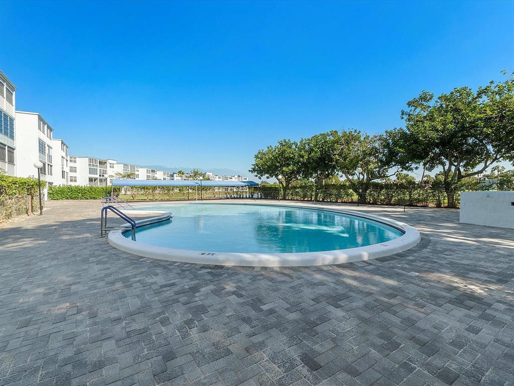 PALM SPRINGS #2 CONDO - Residential