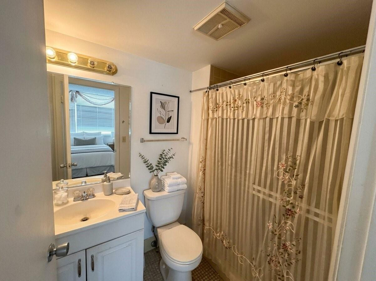 PALM SPRINGS #2 CONDO - Residential