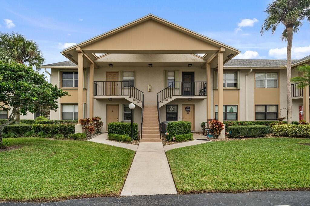 Photo of 3151 SE Aster Lane #1301, Stuart, FL 34994 (MLS # R10855904)