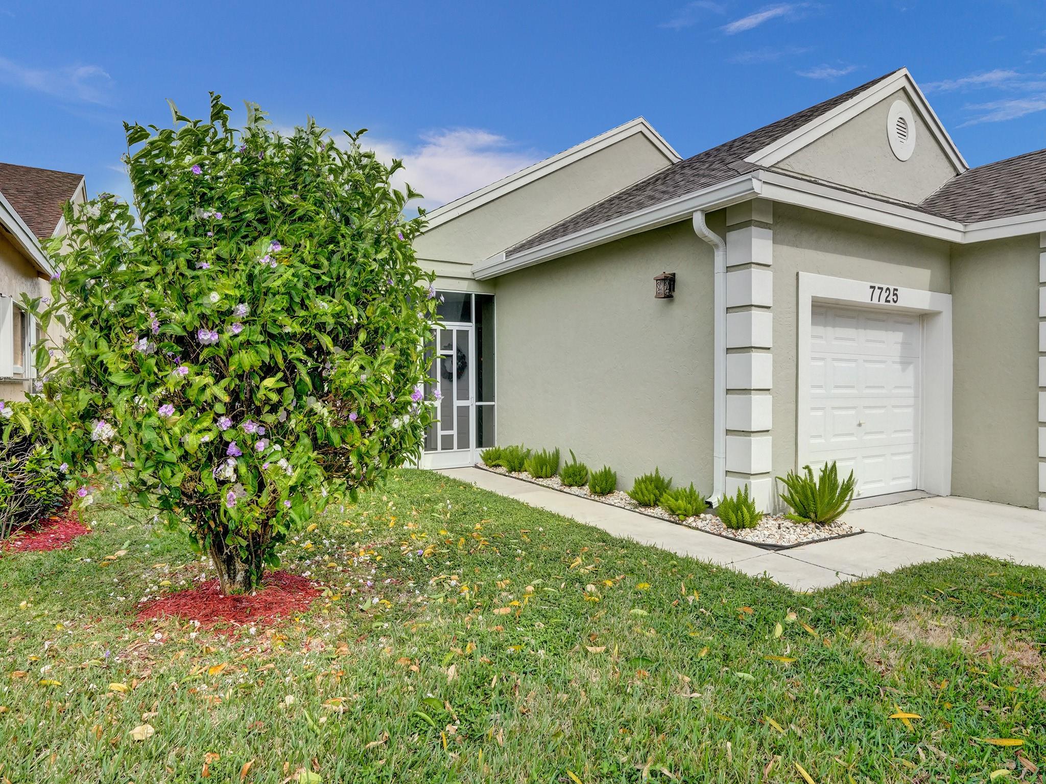 Pine Ridge At Delray Beac - Residential