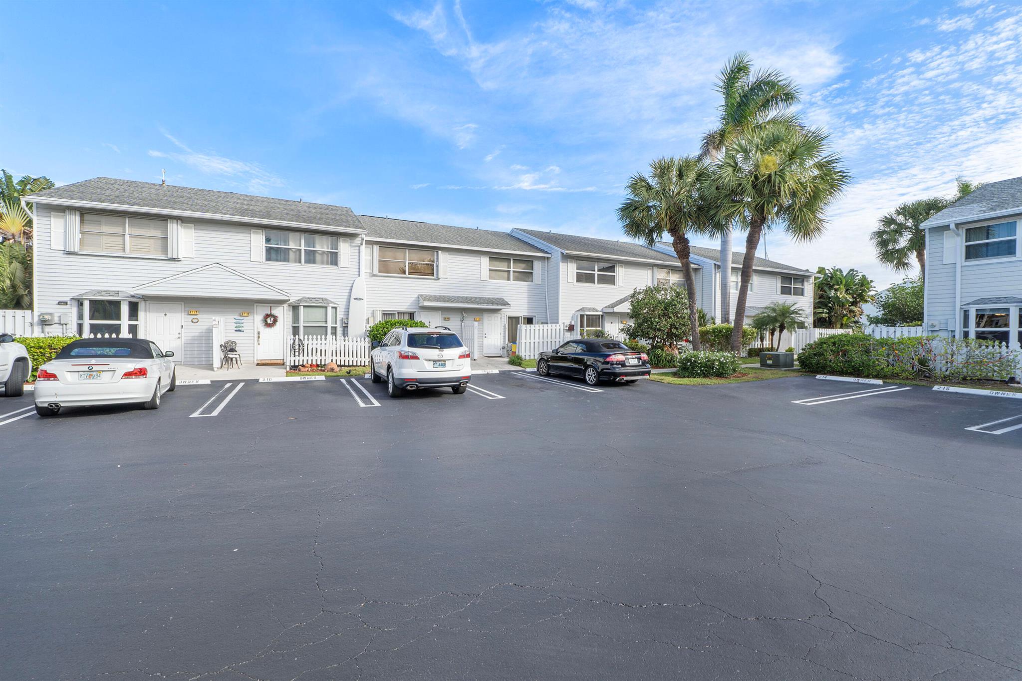 SUN HARBOUR - Residential Lease