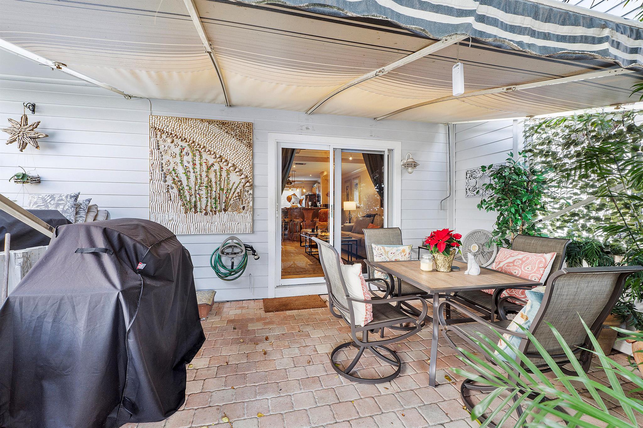 SUN HARBOUR - Residential Lease