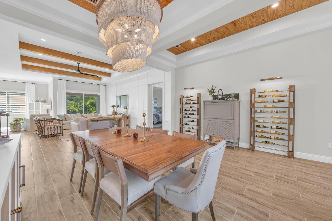 668 SW Riverwatch Place