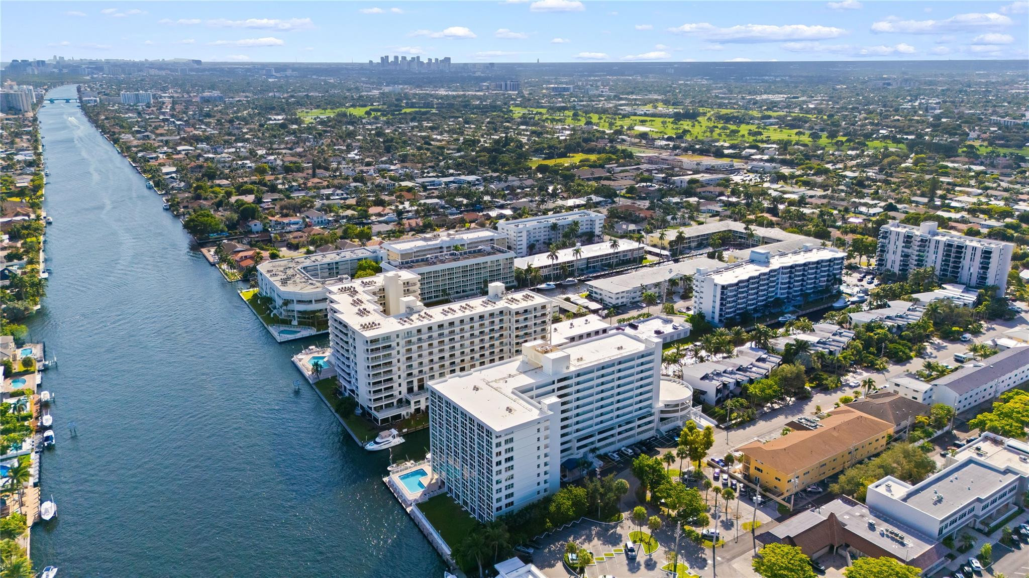 49th Street Twnhs Two Con - Residential Lease