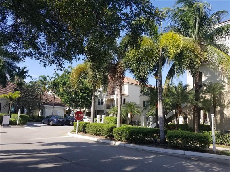 POINCIANA PLACE - Residential