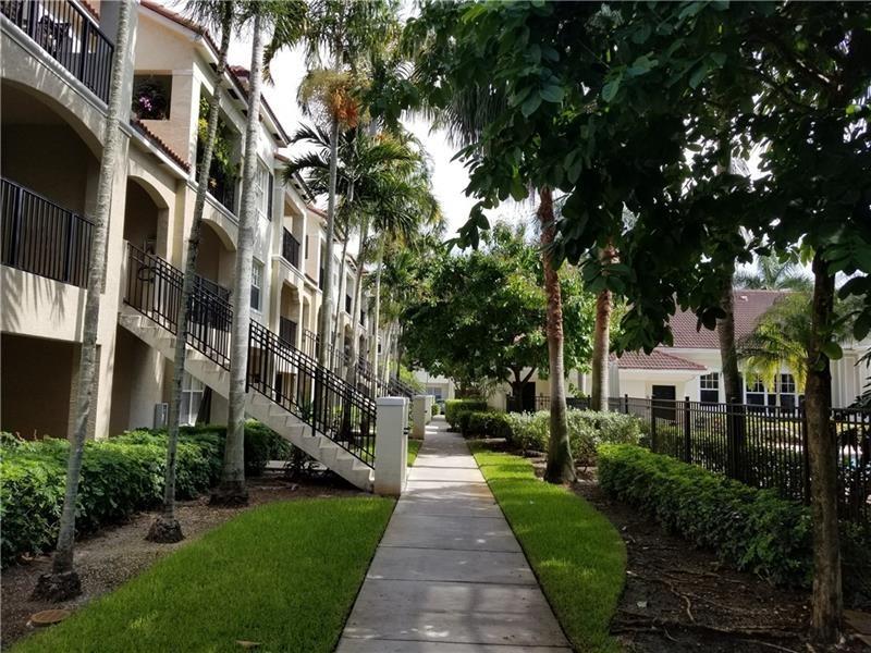 POINCIANA PLACE - Residential