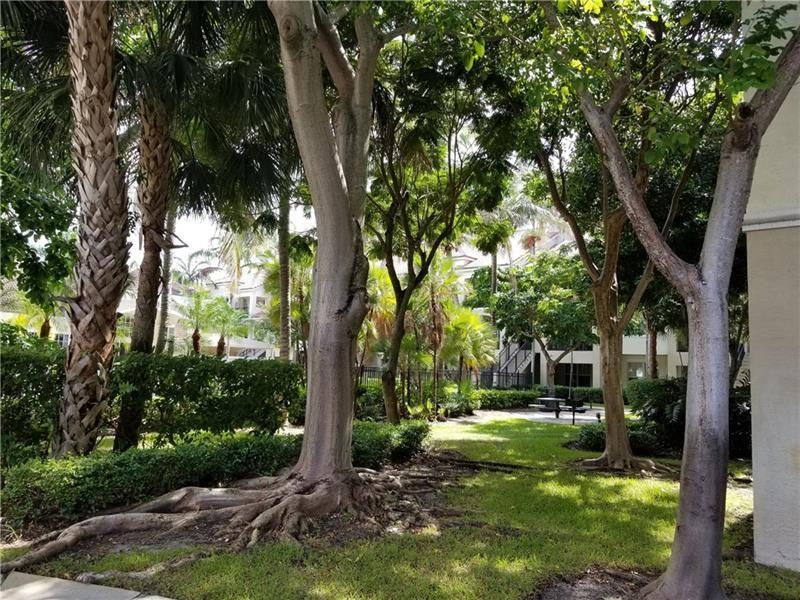 POINCIANA PLACE - Residential