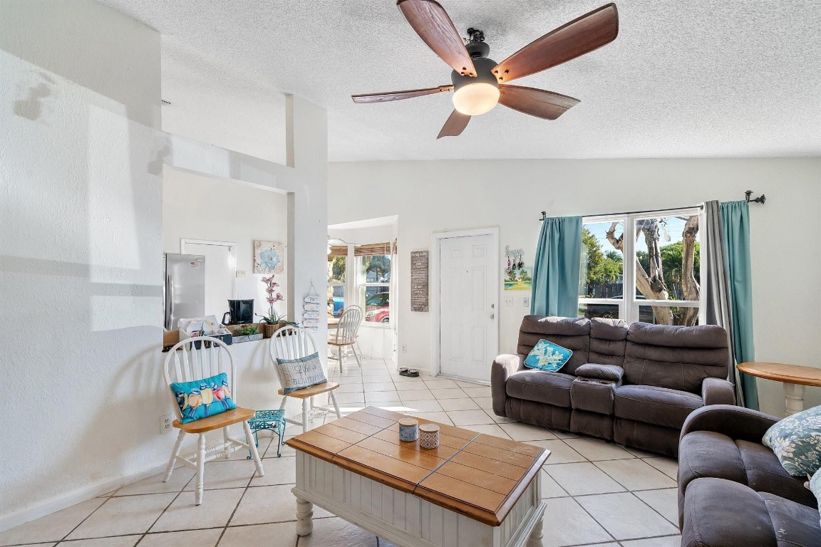 Family Homes 113-15 B - Residential