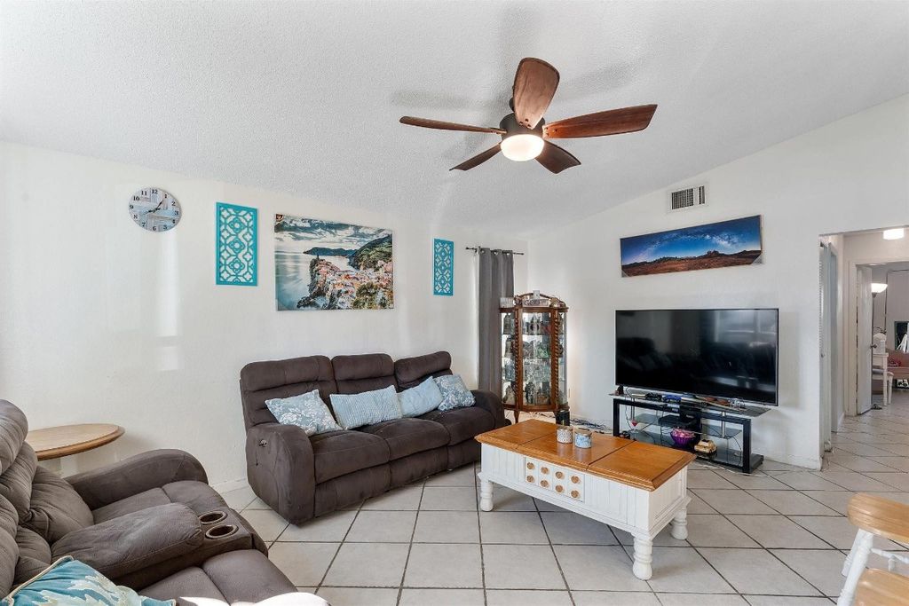 Photo of 1001 SW 133rd Terrace, Davie, FL 33325 (MLS # F10546428)