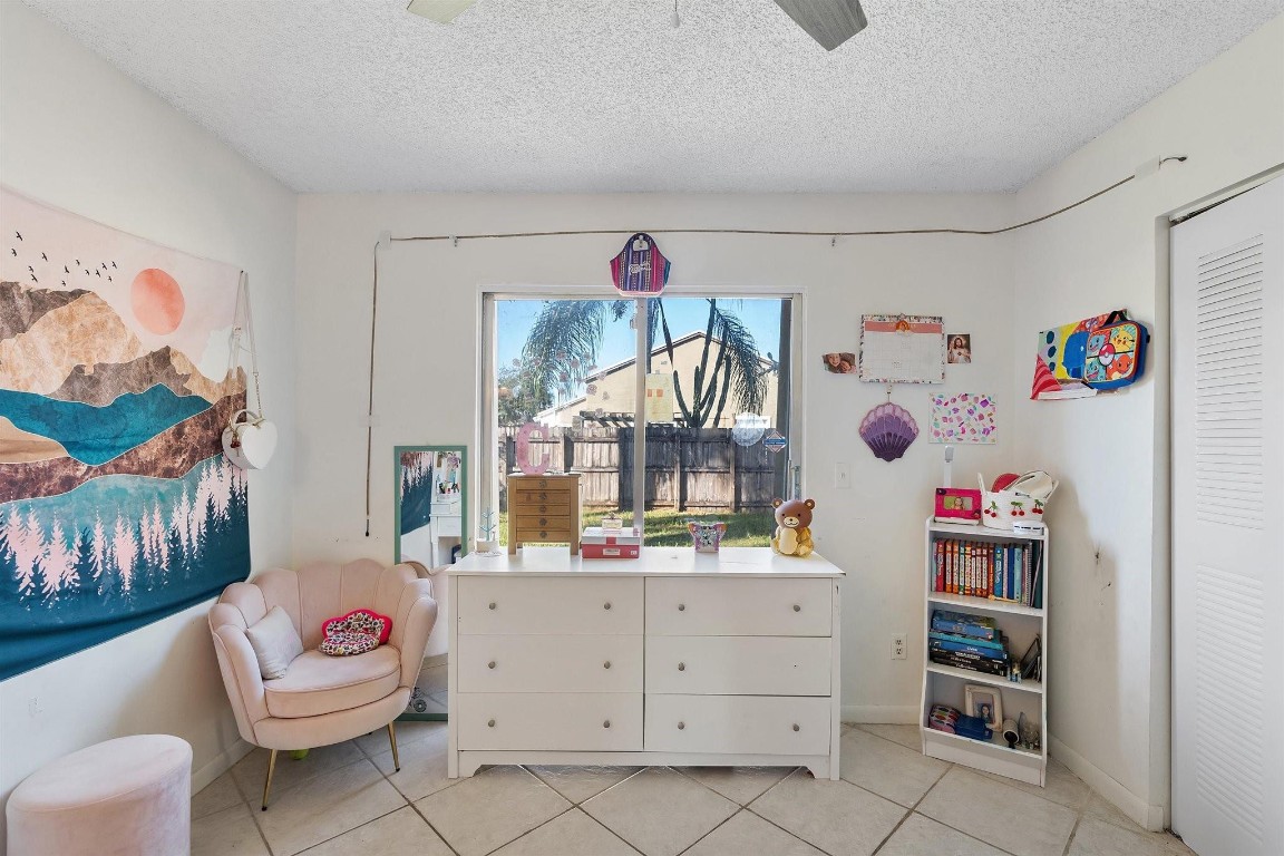 Family Homes 113-15 B - Residential