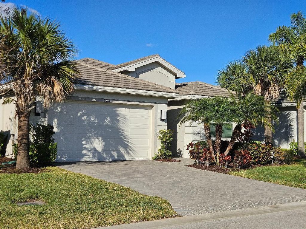 Photo of 11087 SW Carriage Hill Lane, Port Saint Lucie, FL 34987 (MLS # R11159886)