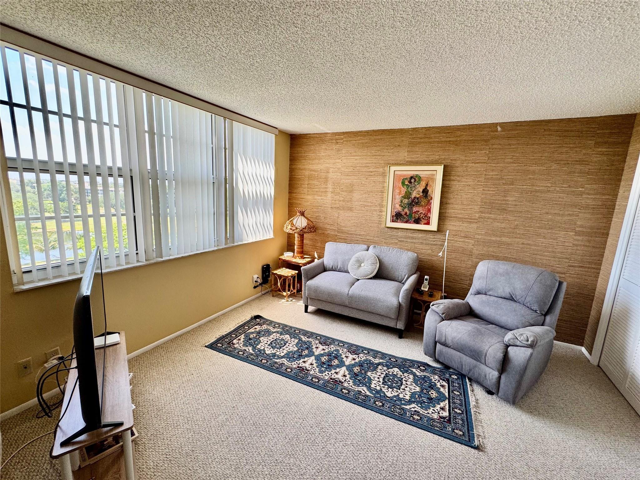 3520 Oaks Way 807