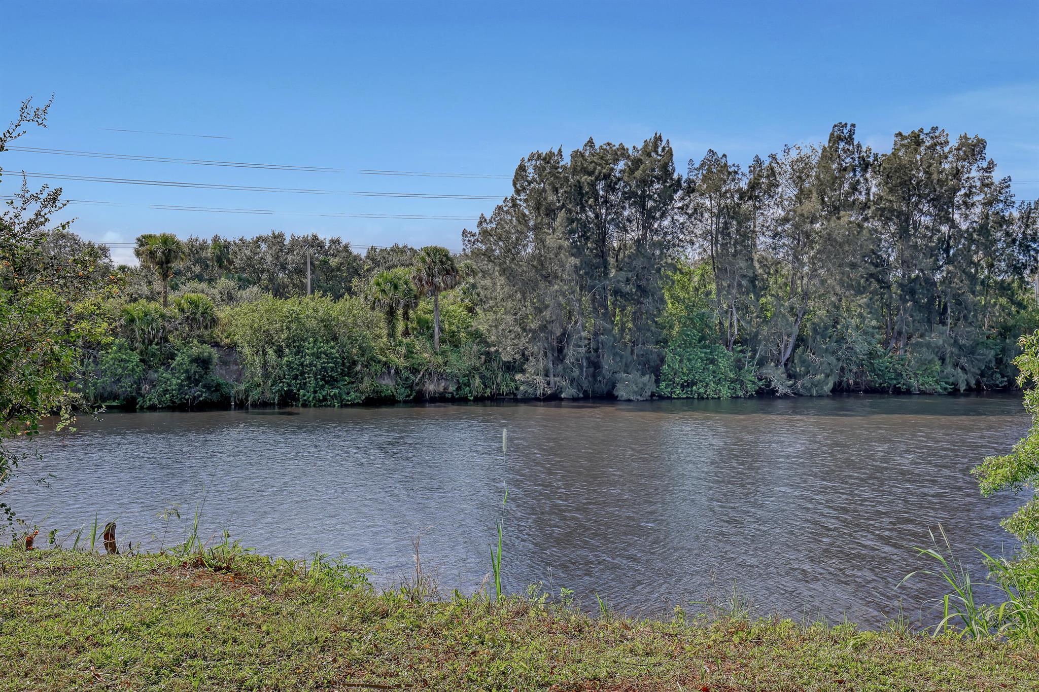 RIVER OAKS (INDIANTOWN) - Residential