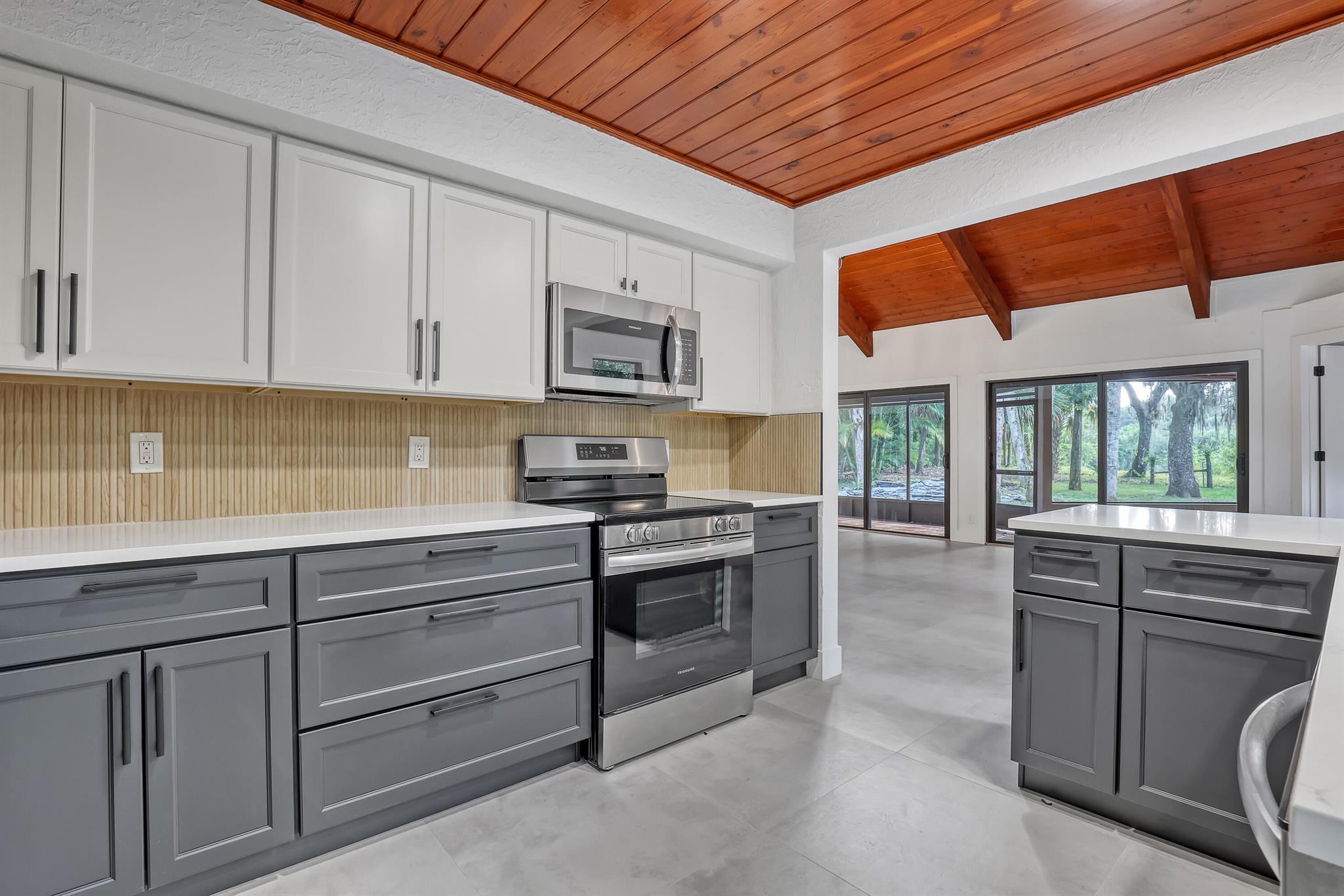 RIVER OAKS (INDIANTOWN) - Residential