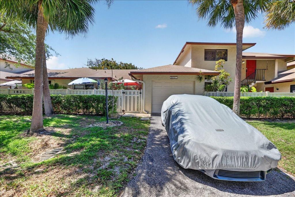 Photo of 1821 NE 40th Court #305, Pompano Beach, FL 33064 (MLS # B26021909)