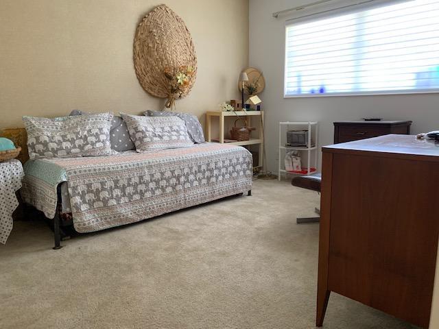 CRESTHAVEN VILLAS NO 17 COND DECL IN - Residential Lease