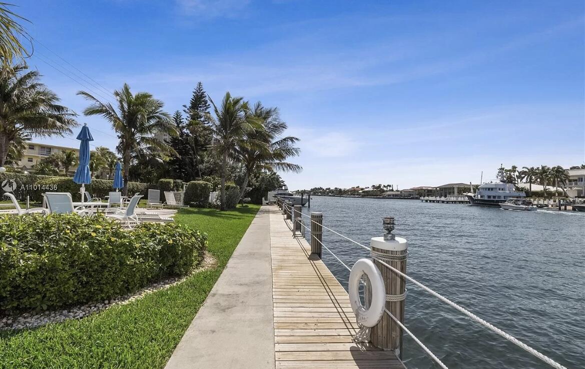 HILLSBORO MILE OCEAN APTS SEC 2 - Residential