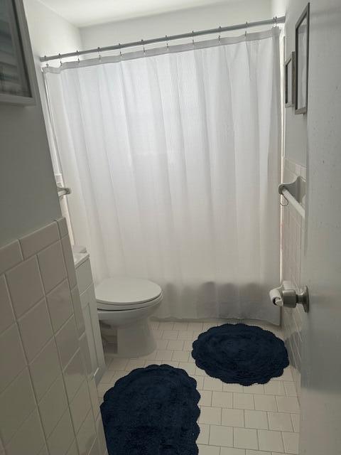 HILLSBORO MILE OCEAN APTS SEC 2 - Residential