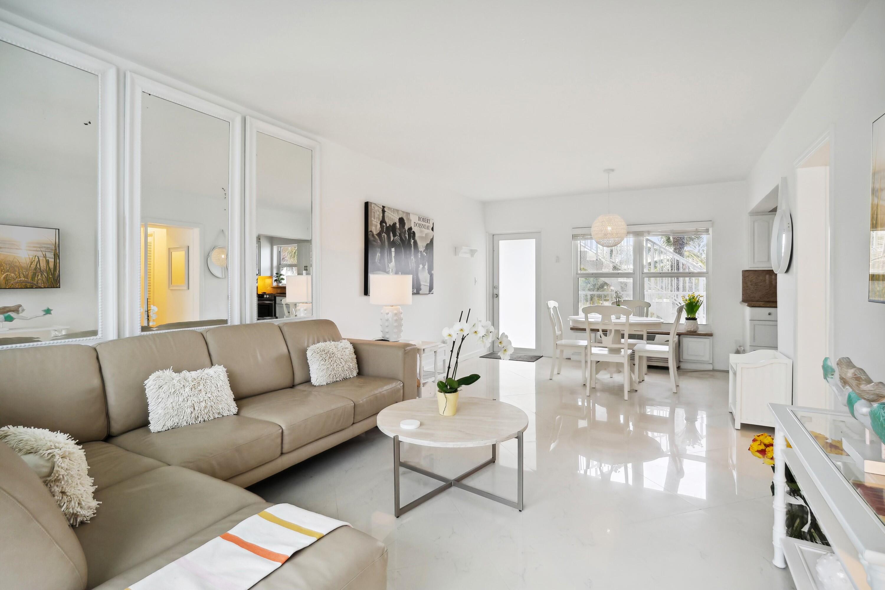 HILLSBORO MILE OCEAN APTS SEC 2 - Residential