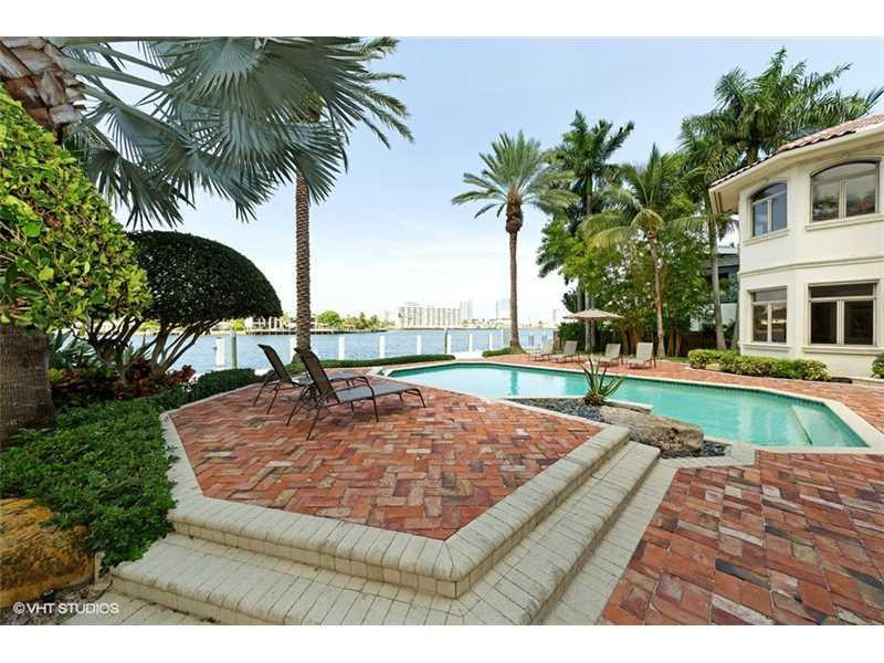 LAS OLAS ISLES - Residential