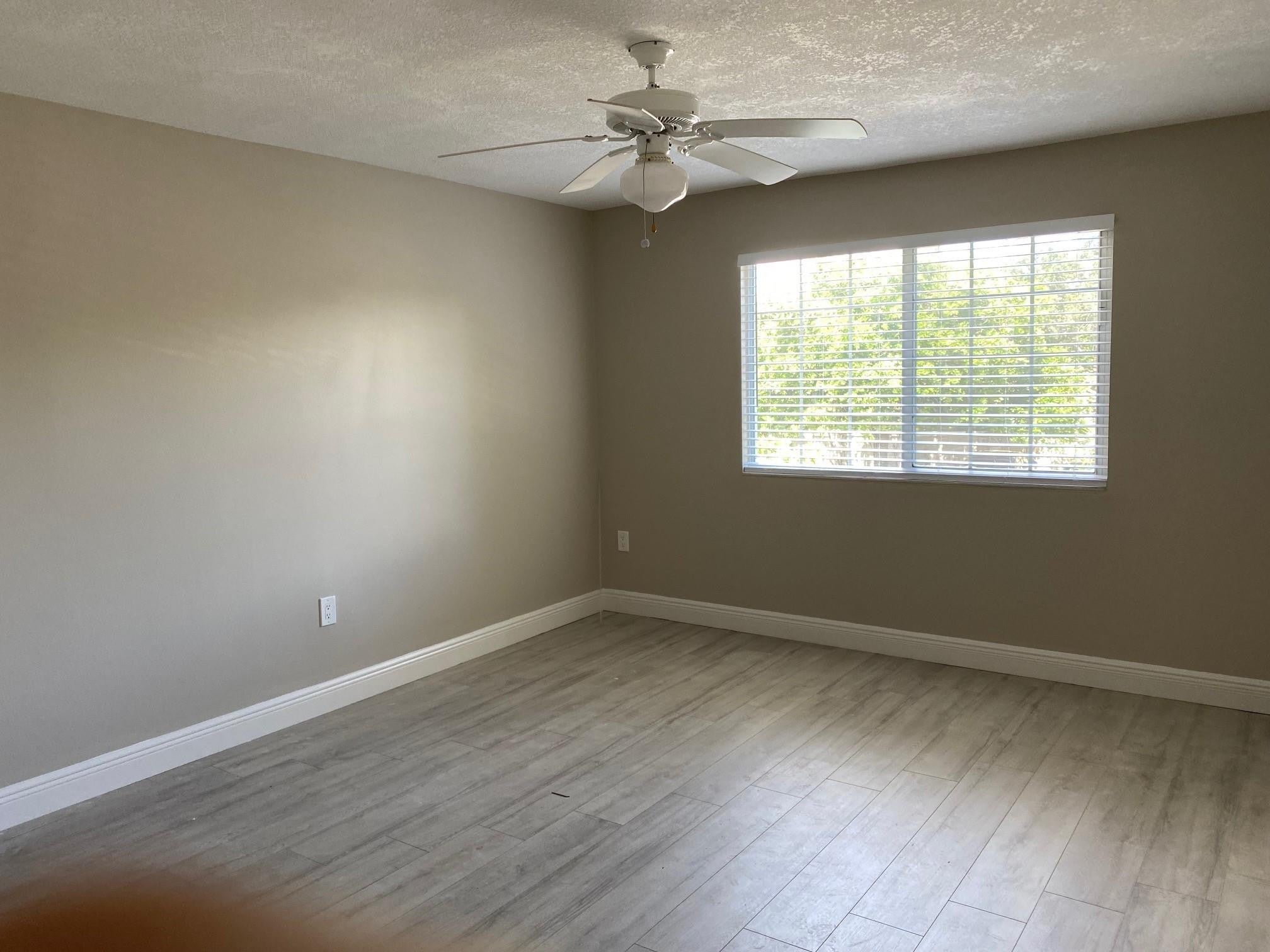 5061 Wiles Road 205