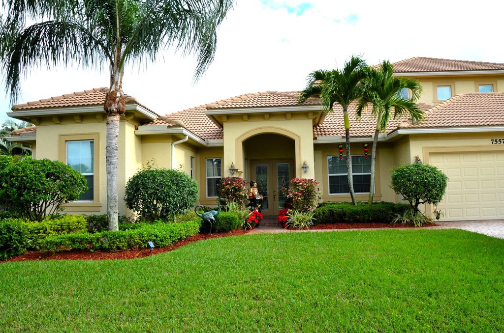 Photo of 7557 SE Laque Circle, Stuart, FL 34997 (MLS # R11053686)