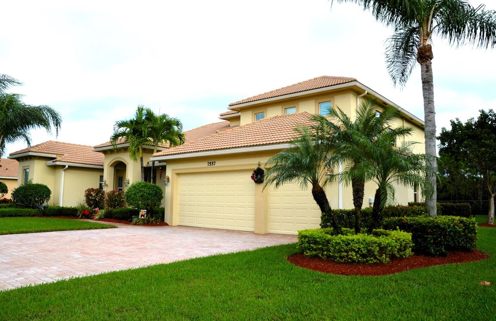 Photo of 7557 SE Laque Circle, Stuart, FL 34997 (MLS # R11053686)