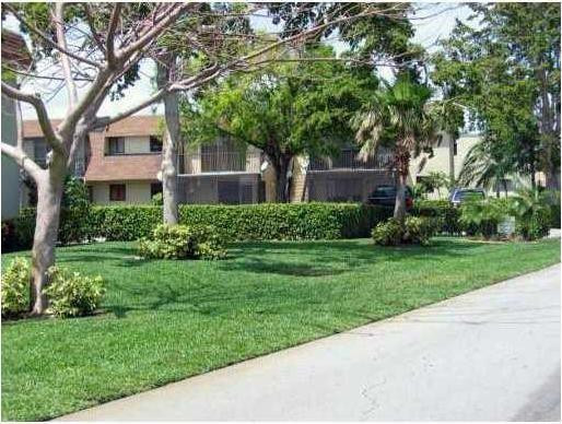 Village Townhouse Pompano - Residential