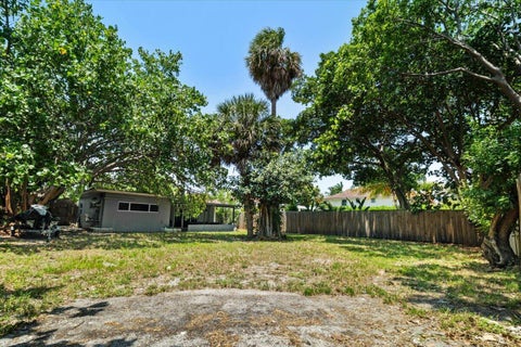 Tiny photo for 1560 NE 32ND Street, Oakland Park, FL 33334 (MLS # B26055341)
