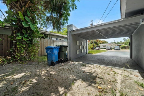 Tiny photo for 1560 NE 32ND Street, Oakland Park, FL 33334 (MLS # B26055341)