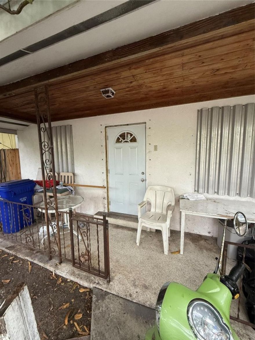 Lovely 3 bedroom 2 bath home in the midst of Old Town just off Duval St. Central AC with nice room sizes and great lot size. Flood Zone Z500. Ready to sell As-Is. Seller motivated but firm on price.