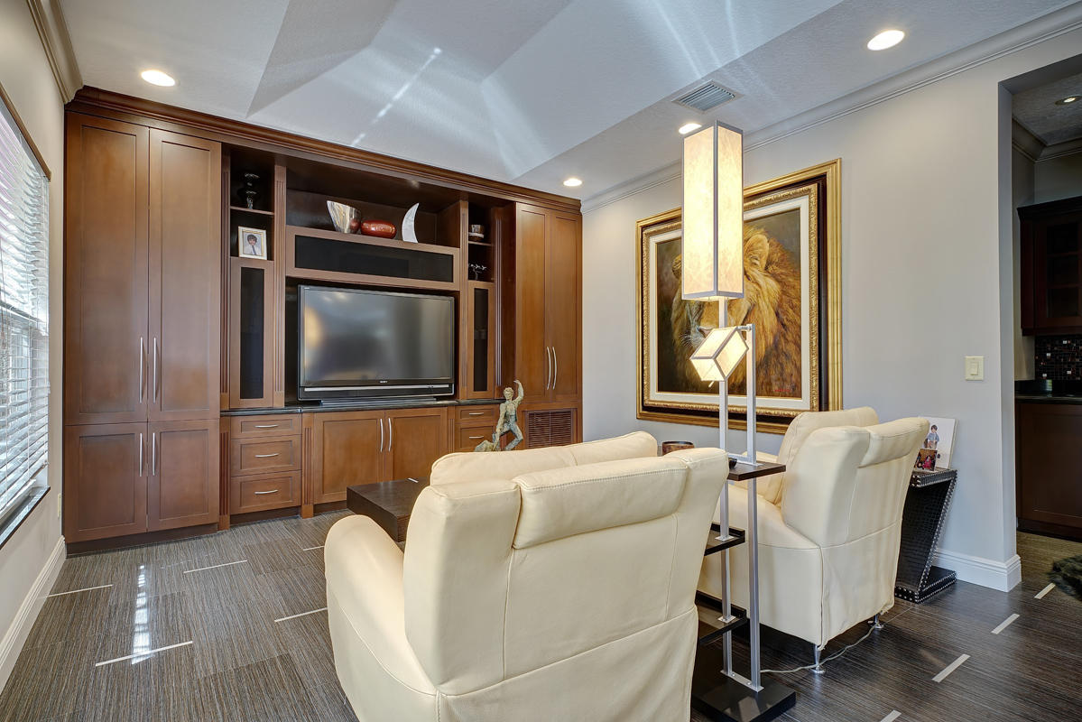 Windsor Bay - Residential