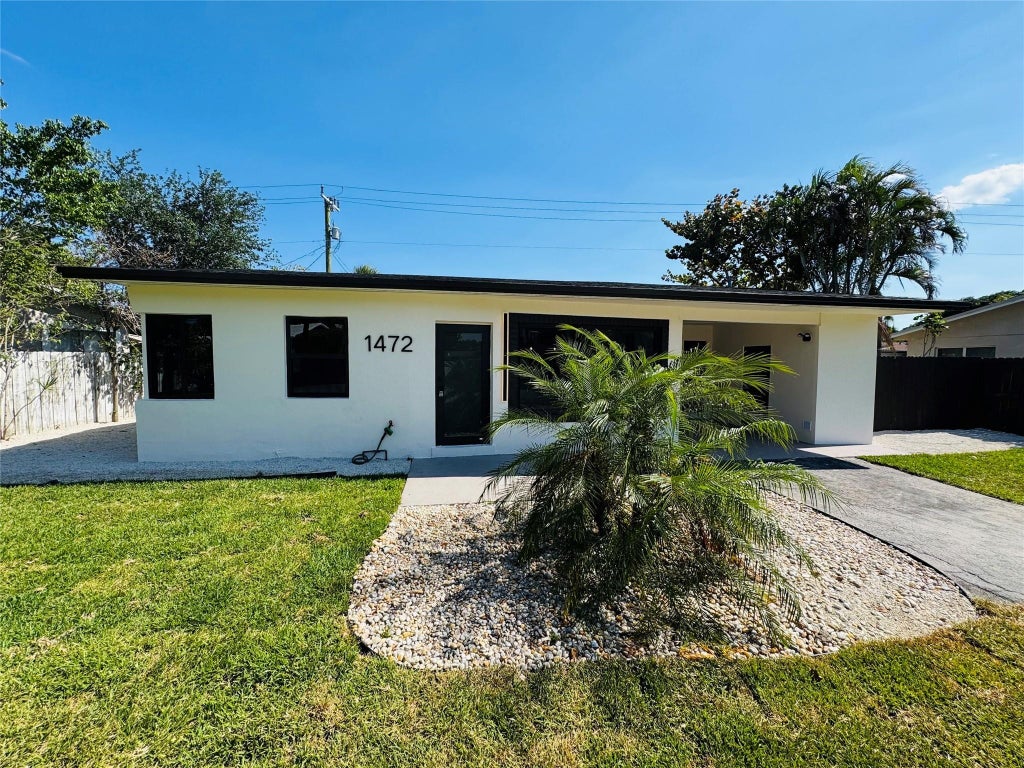 Photo of 1472 NE 30TH Court, Pompano Beach, FL 33064 (MLS # B26083659)