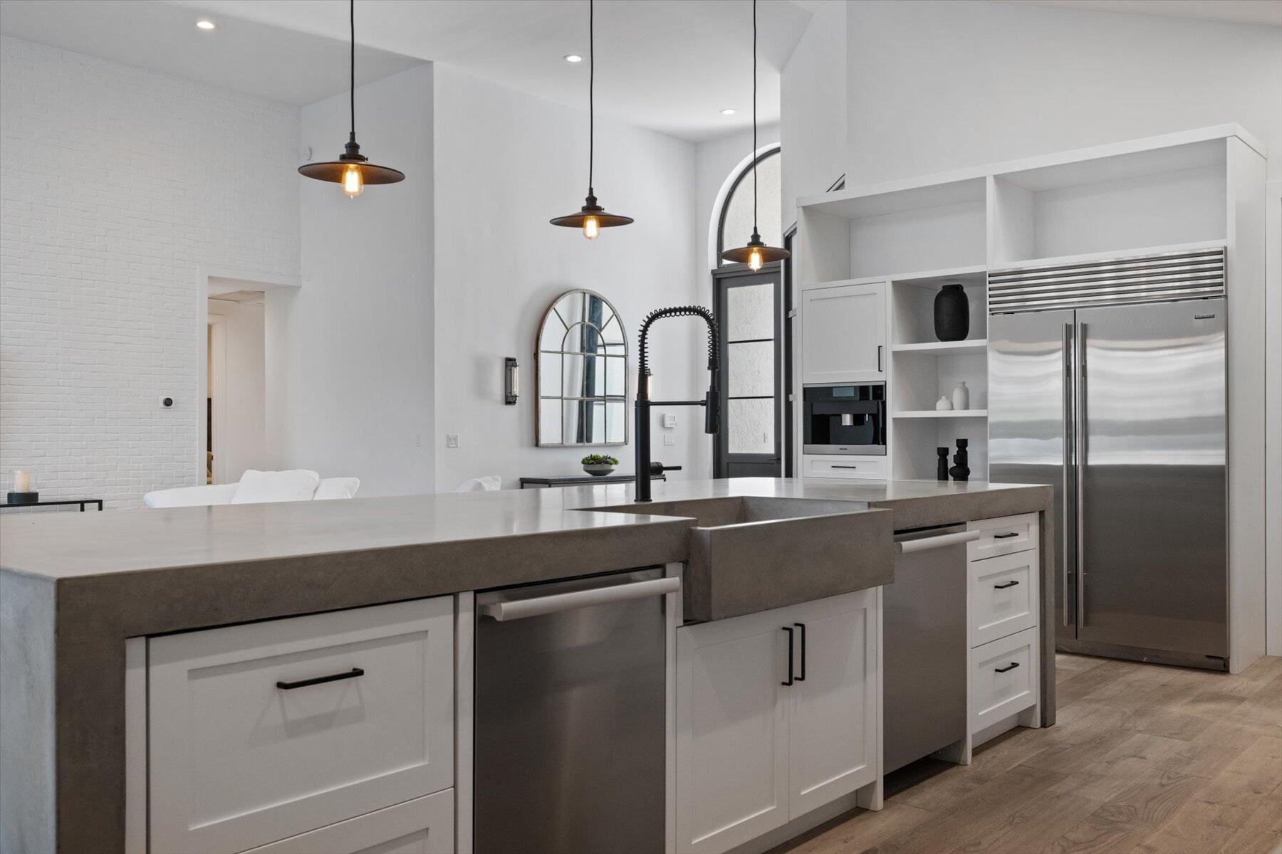 BENT CYPRESS - Residential