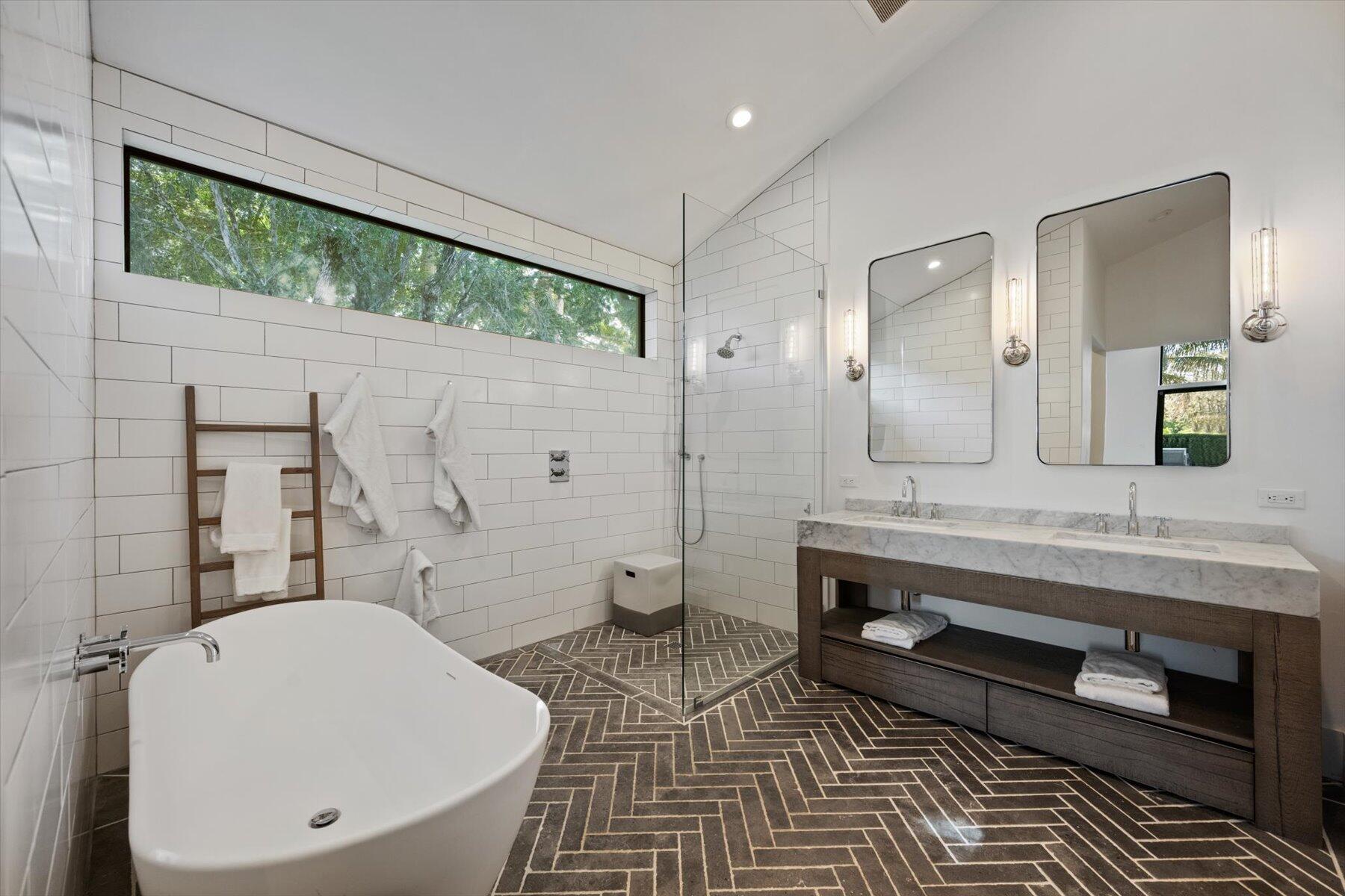 BENT CYPRESS - Residential