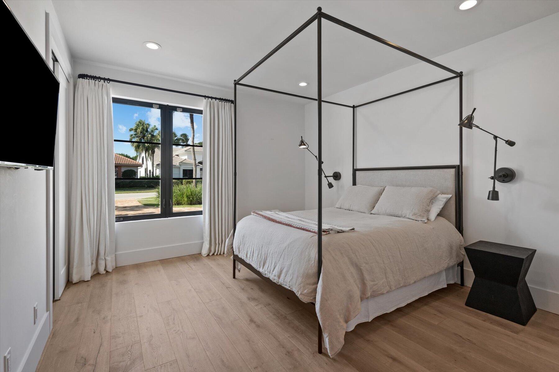 BENT CYPRESS - Residential