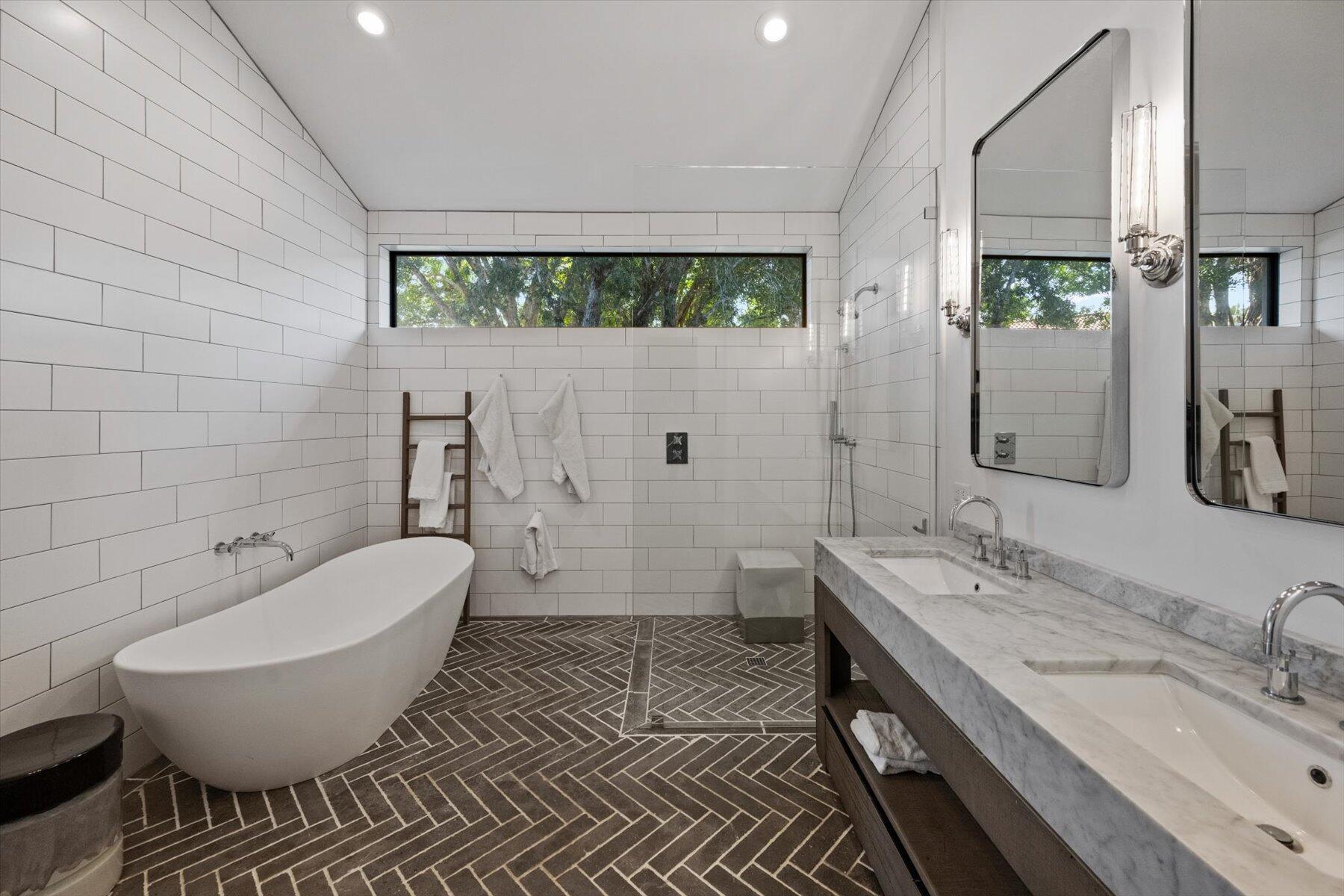 BENT CYPRESS - Residential